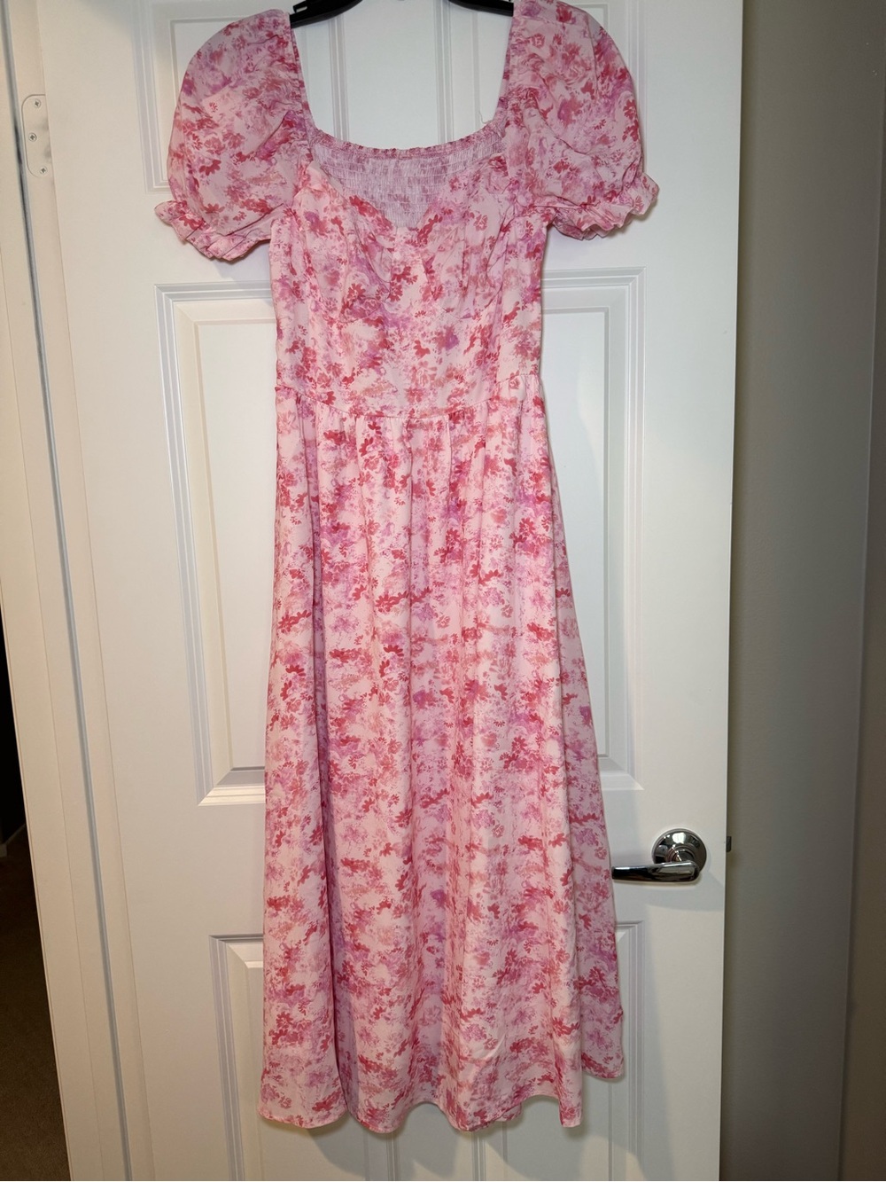 Pink Floral Puff-Sleeve Women’s Dress Size M NWT